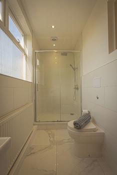 oyo bellevue apartments middlesborough