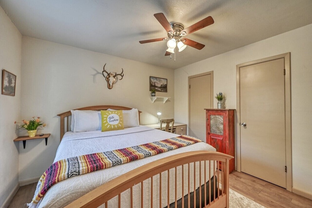 kerrville hidden gem with firepit and grill great location