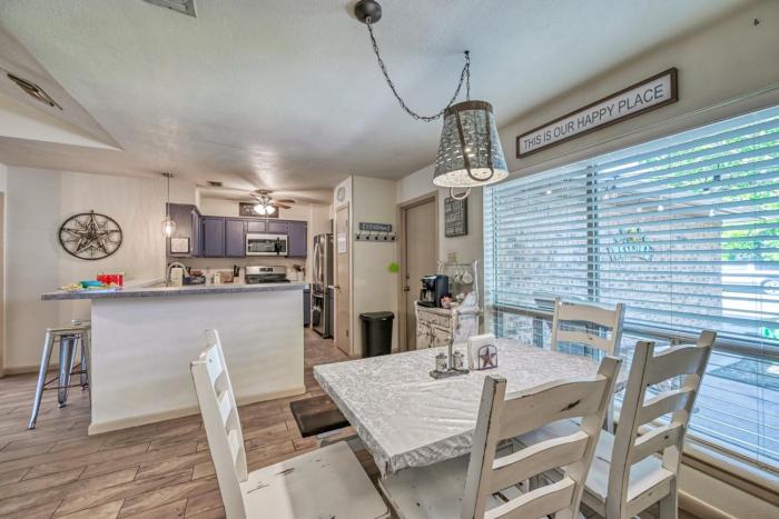 kerrville hidden gem with firepit and grill great location