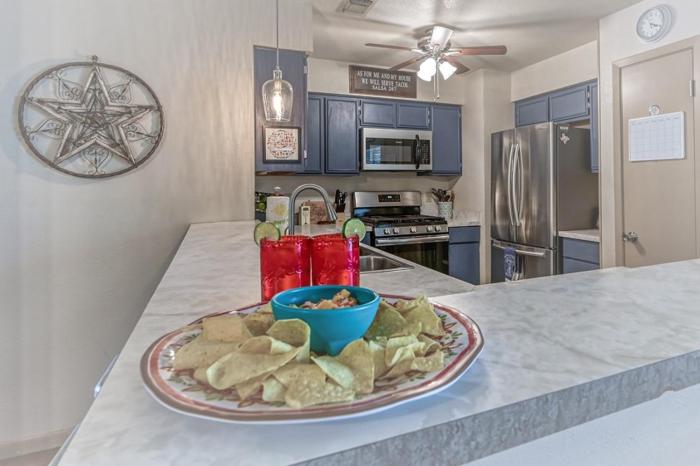 kerrville hidden gem with firepit and grill great location
