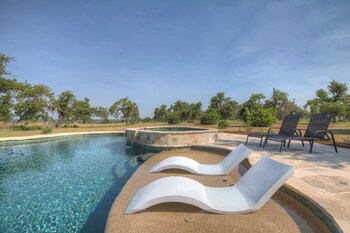 Luxury Ranch With Pool-Hot Tub-Firepit Near Fred!,United States Of America>>Fredericksburg,5 star