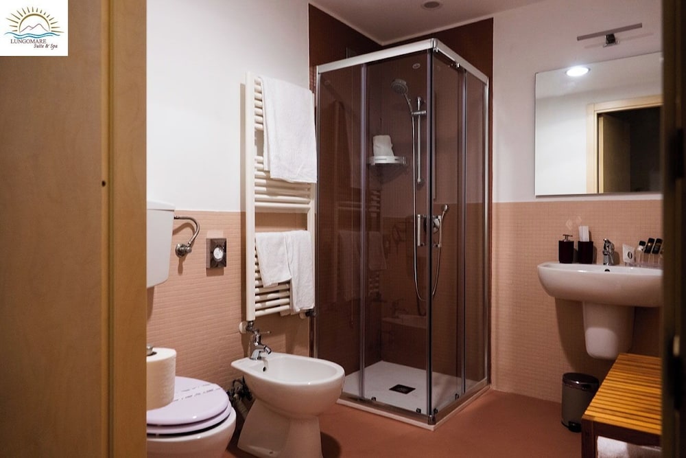 lungomare suite and spa