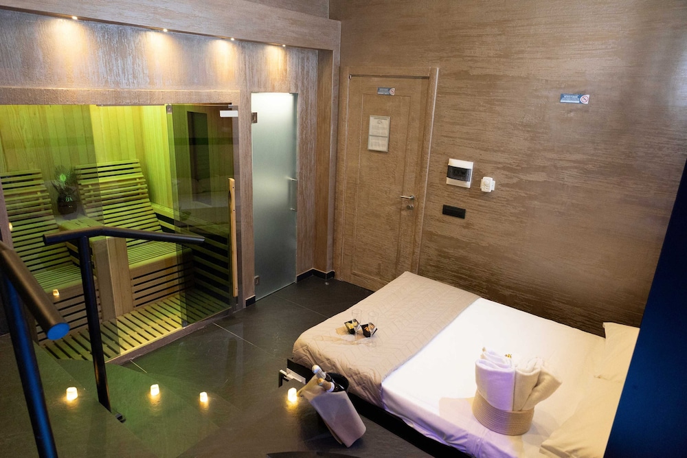 lungomare suite and spa
