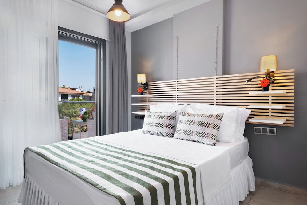 villa lui hotel alacati