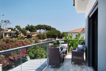 villa lui hotel alacati