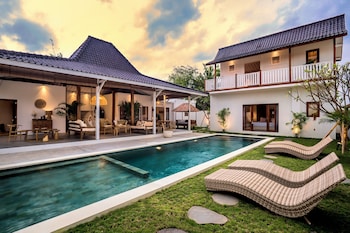 villa folie by alfred in bali