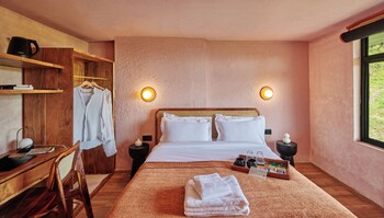 minimalist an eco farmstay