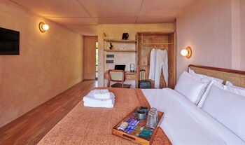 minimalist an eco farmstay