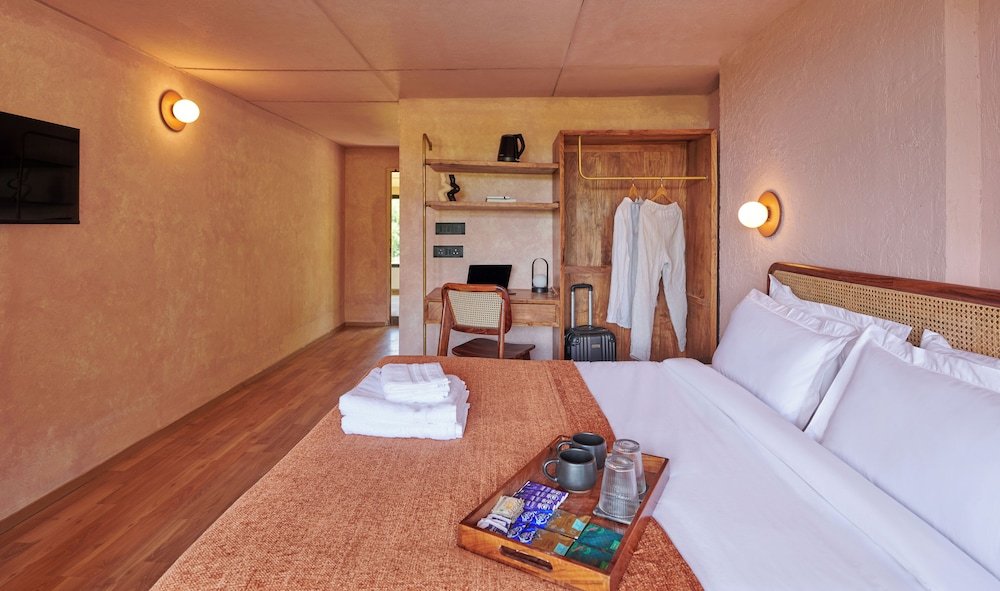 minimalist an eco farmstay