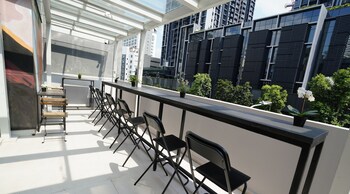 st signature bugis middle