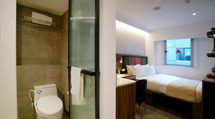 st signature bugis middle