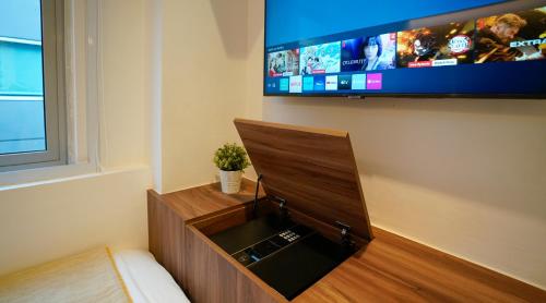 st signature bugis middle