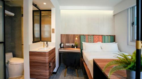 st signature bugis middle