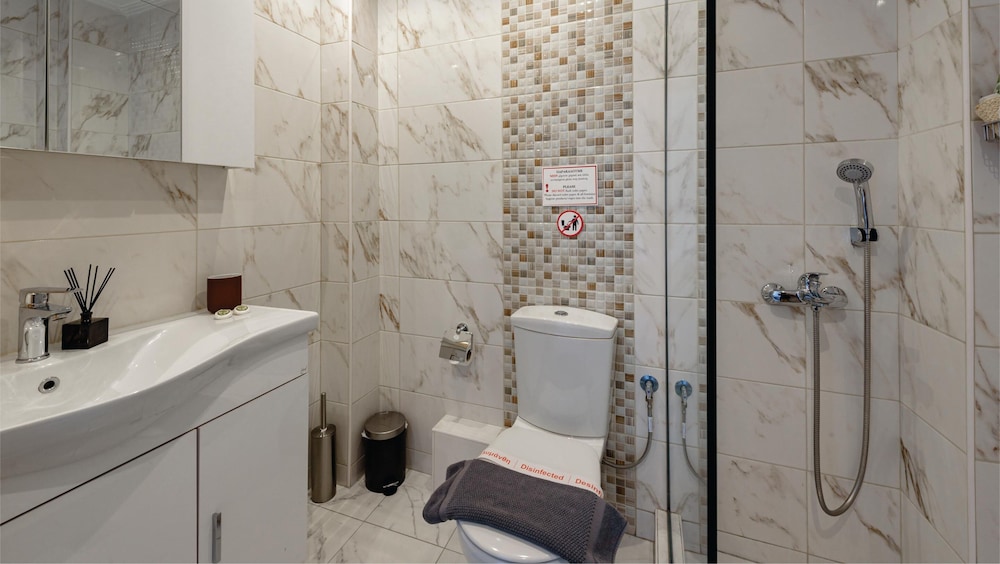 zilean apartment airport by airstay