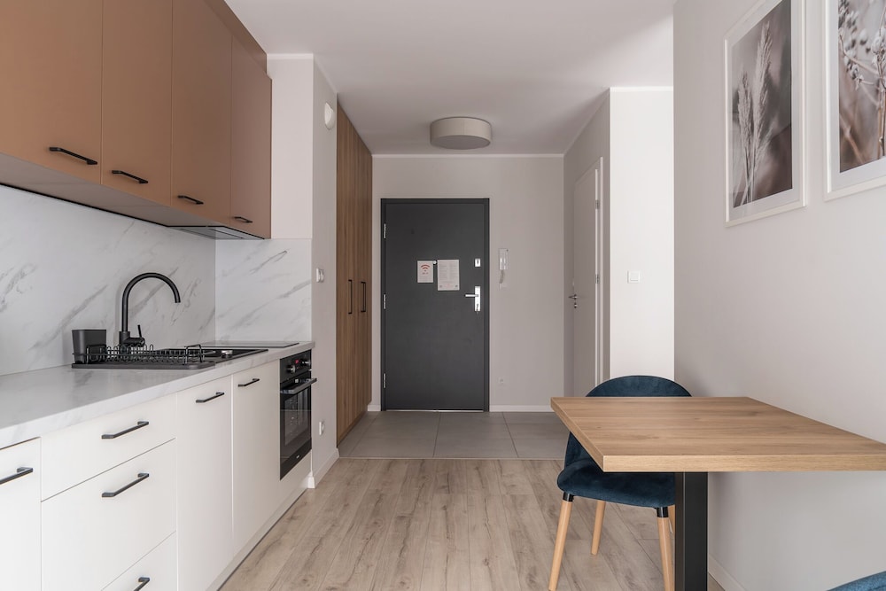 rentplanet atal city square