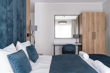 rentplanet atal city square