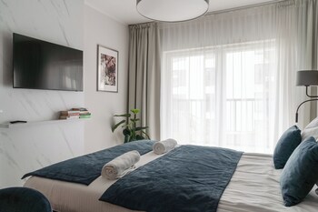 rentplanet atal city square