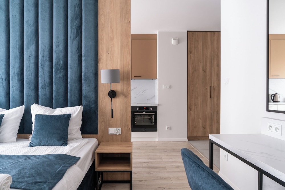 rentplanet atal city square