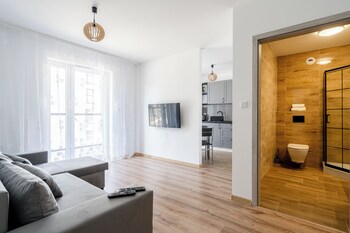 rentplanet atal city square