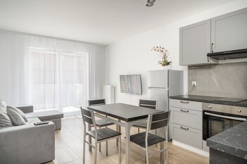 rentplanet atal city square