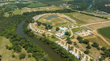 Camp Fimfo Waco,United States Of America>>Waco,3.5 star