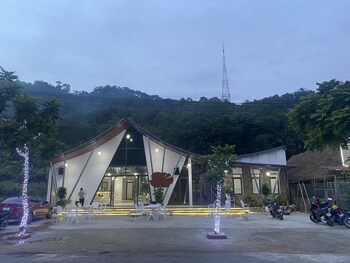 quiri peninsula hostel