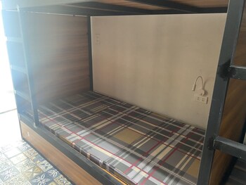 quiri peninsula hostel