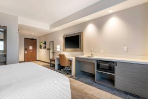 cambria hotel lake placid lakeside resort