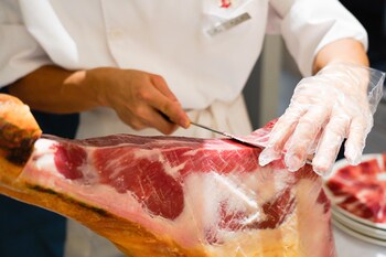 shan zhi ye serviced apartment hotel houjie wanda plaza liaoxia subway station