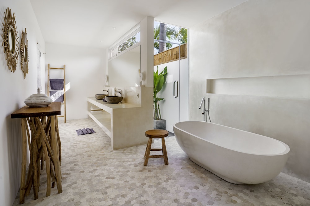 villa surga blue by alfred in bali