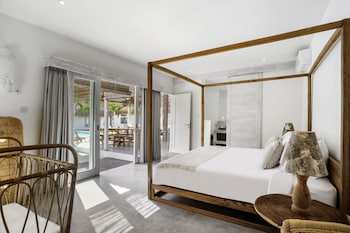 villa surga blue by alfred in bali