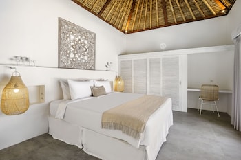 villa surga blue by alfred in bali