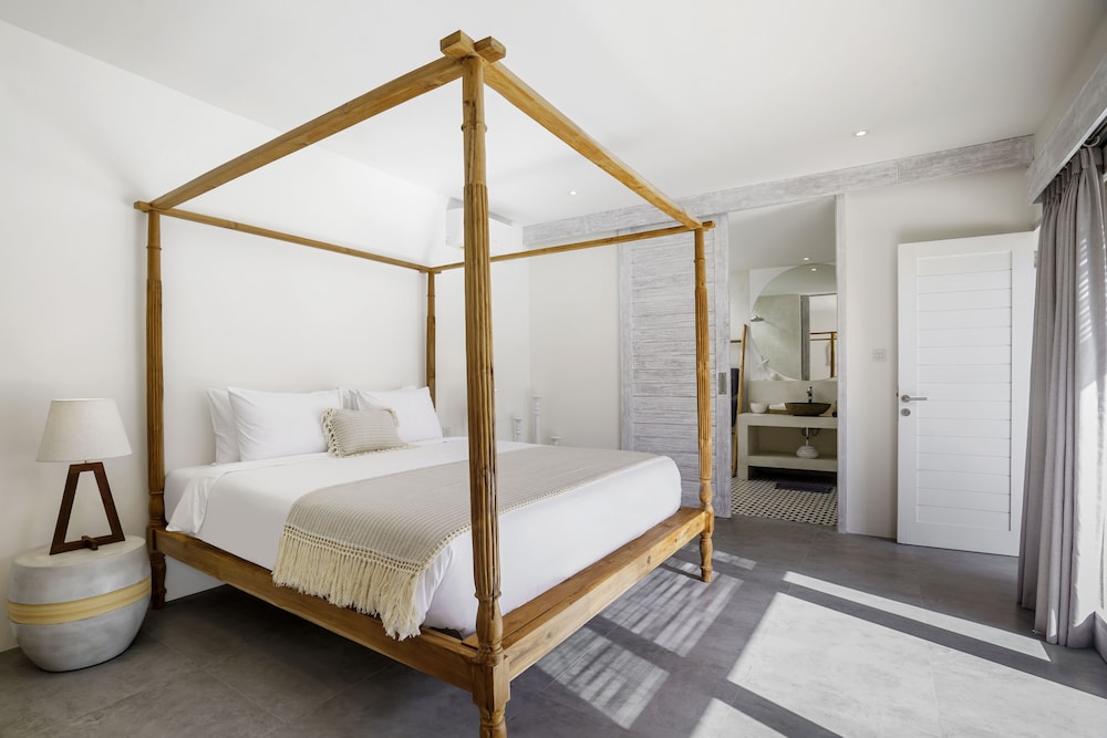 villa surga blue by alfred in bali