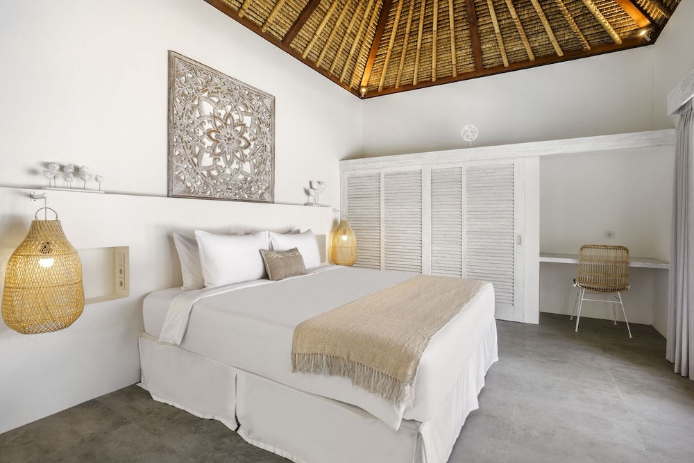 villa surga blue by alfred in bali