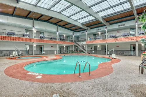 quality inn and suites downtown