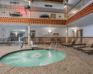 quality inn and suites downtown