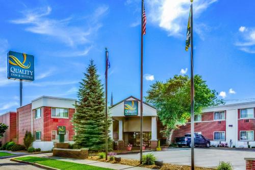 quality inn and suites downtown