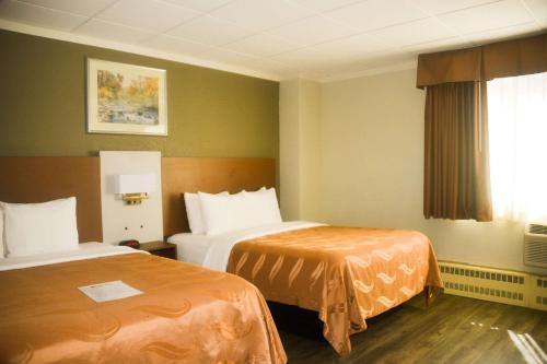 quality inn and suites downtown