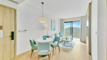 luxe rental apartments residence a la carte