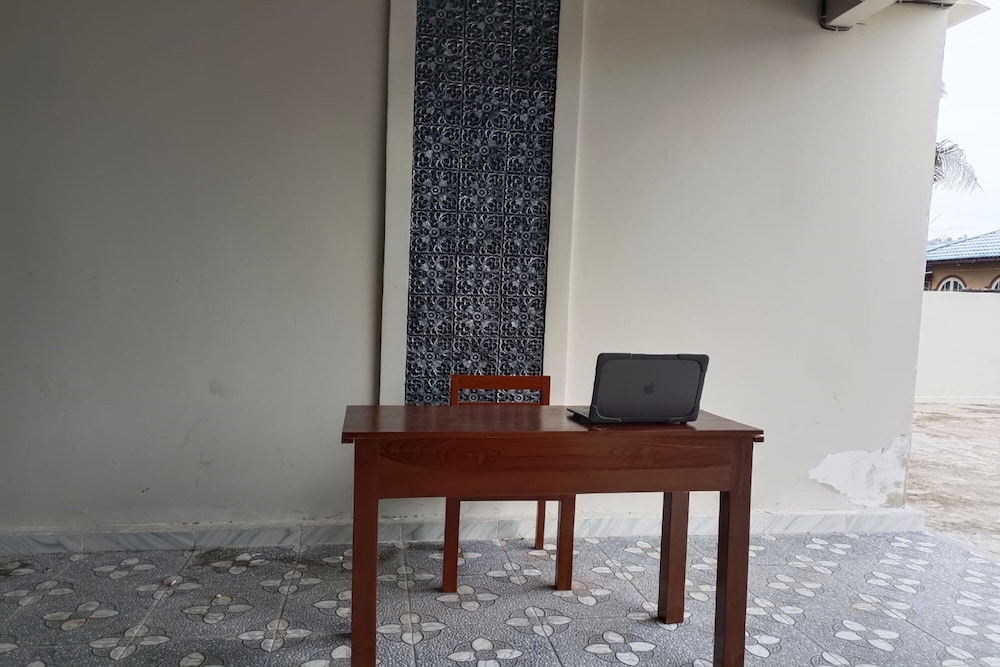 oyo 92701 jasmine house syariah