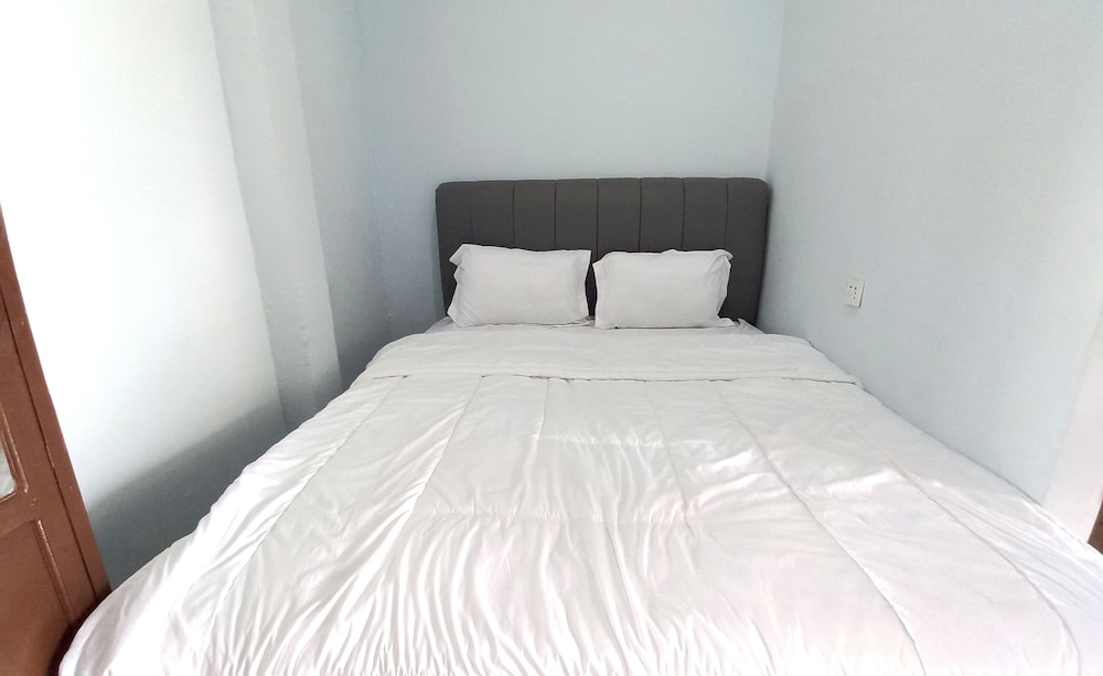 oyo 92701 jasmine house syariah