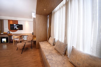 daali hotel and apartment