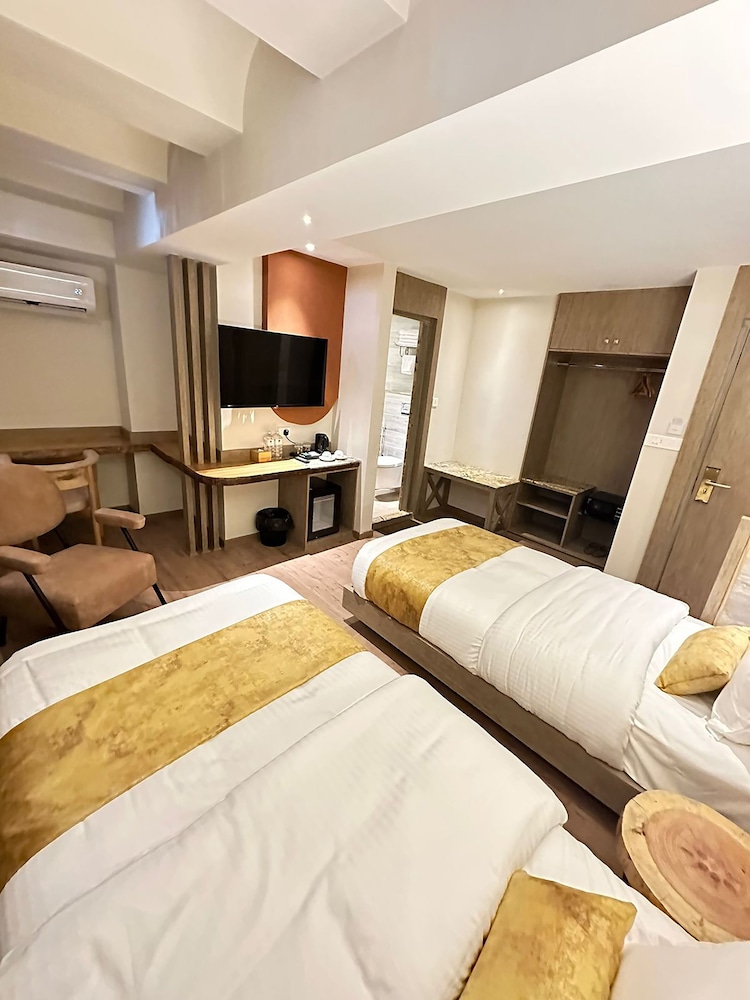 daali hotel and apartment