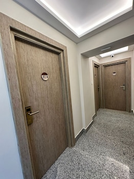 daali hotel and apartment