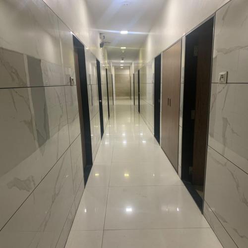 hotel royal residency