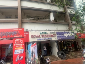 hotel royal residency