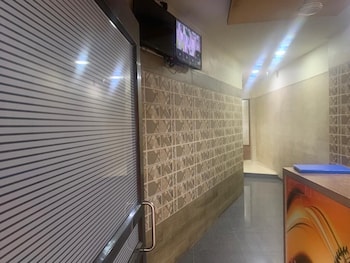 hotel royal residency