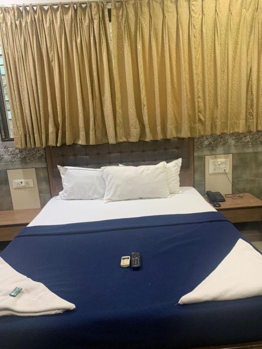 hotel royal residency