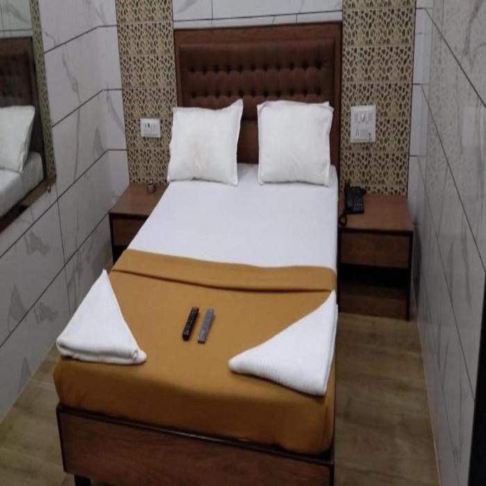 hotel royal residency