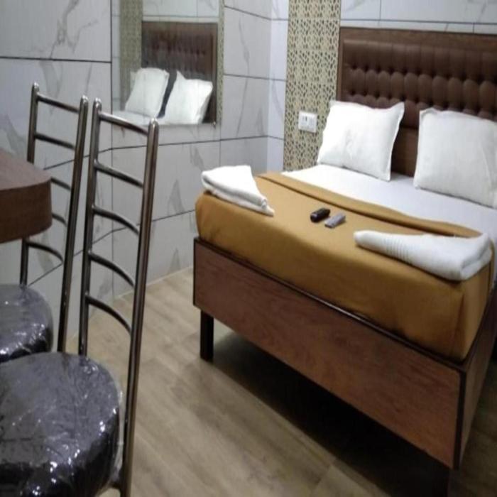 hotel royal residency